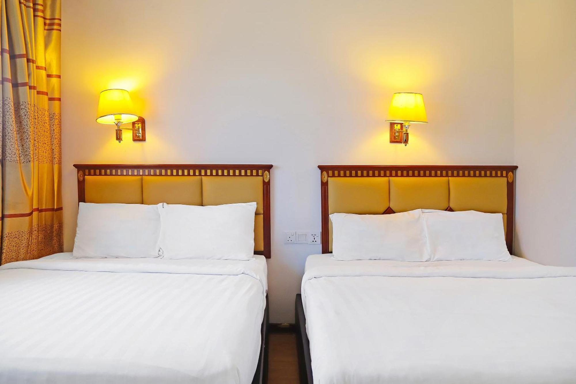 Super Oyo 90464 Borneo Suites Hotel Кота-Кинабалу Экстерьер фото
